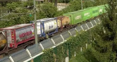 Treni, Nave San Felice non ne può più