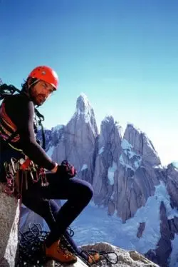 Tra i sopravvissuti anche l'alpinista Elio Orlandi