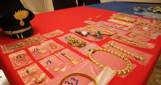 Levico, furto di gioielli da 20mila euro