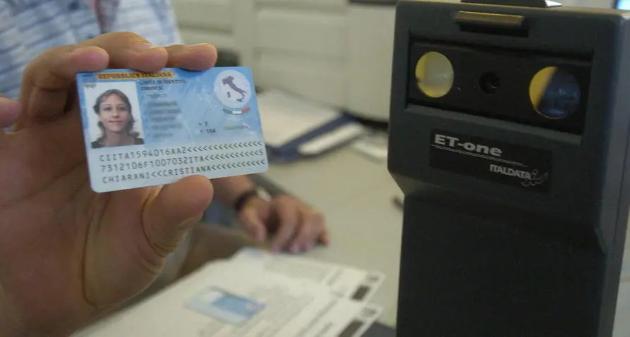Carta d’identità elettronica esperimento fallito