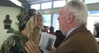 Convegno a San Michele, incursione del \"Bruno\" / VIDEO