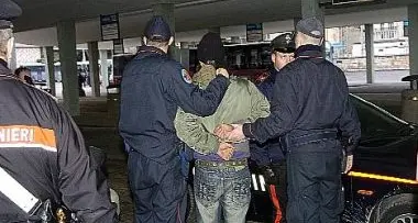 Trento: blitz antidroga all'ex Sloi, 25 arresti