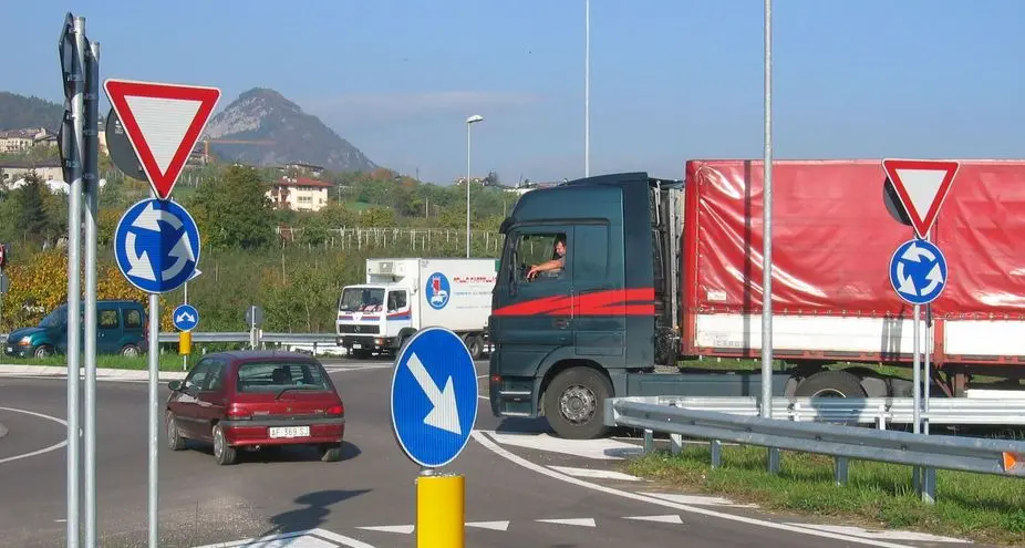 La variante mochena resta inutile