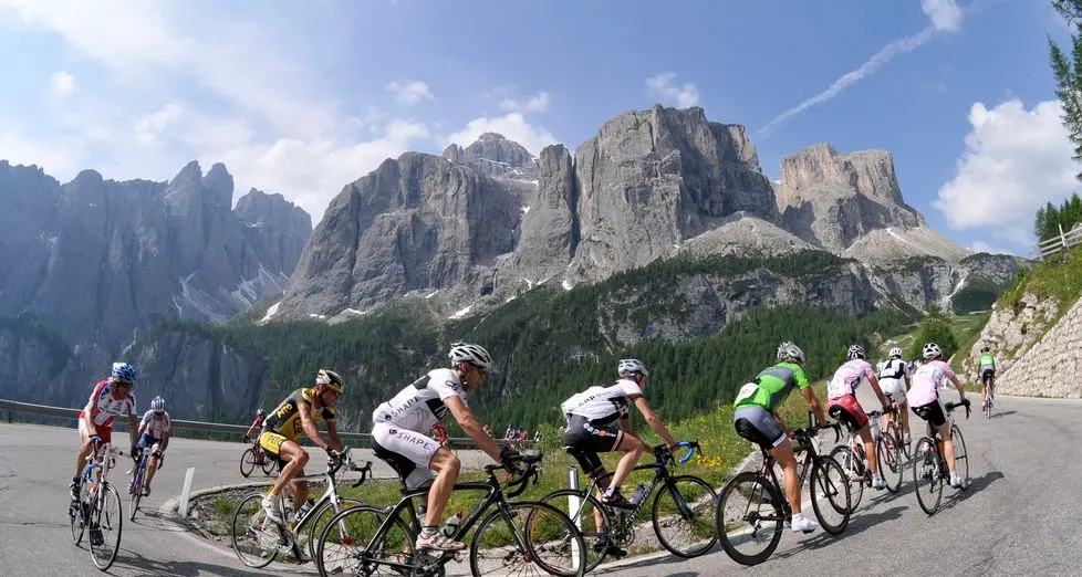 Sabato scatta la Transalp, cinque tappe in regione