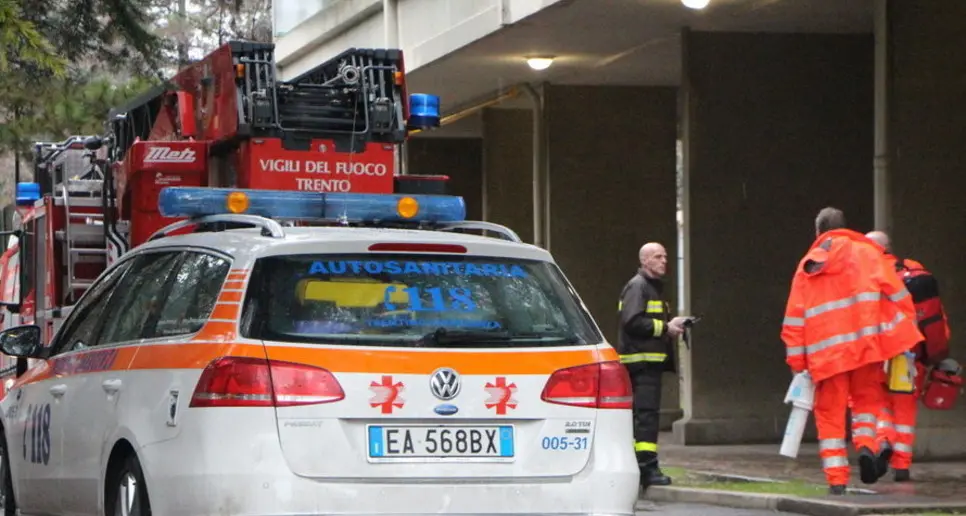 Trovato morto nel suo appartamento