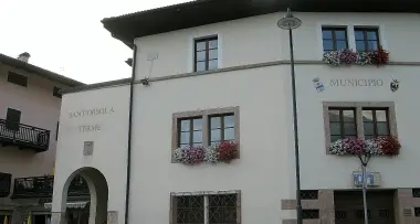 S.Orsola, la giunta si taglia la paga