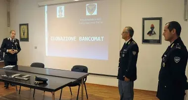 Bancomat clonati, tre in manette