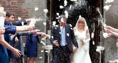 Matrimoni, per la prima volta i civili superano i religiosi
