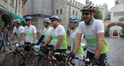 \"Free Chico\": raid in bici Trento-Roma per salvare un amico dall'ergastolo negli Usa