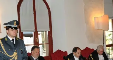 La crisi economica dimezza i ricorsi