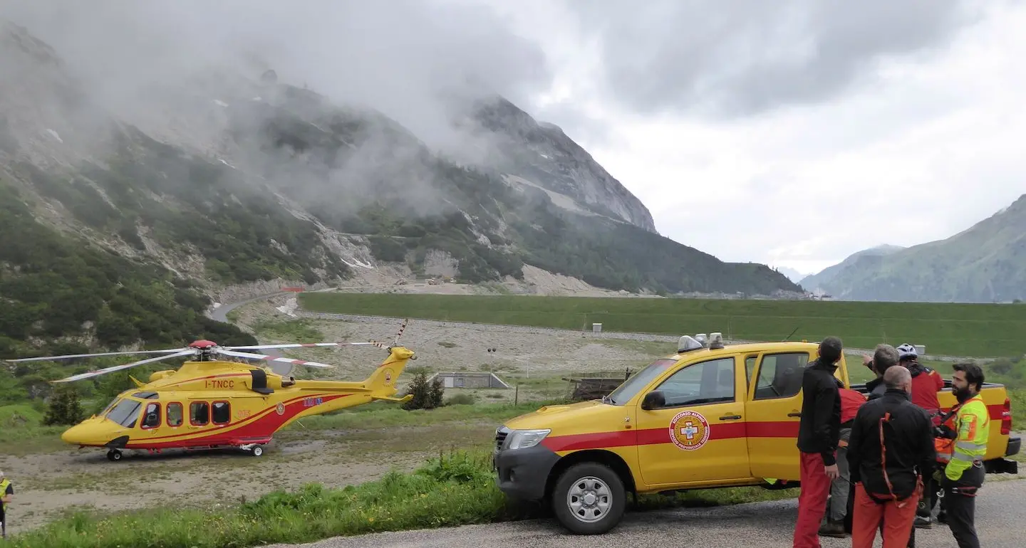 Un fulmine centra una comitiva sulla Marmolada, un morto