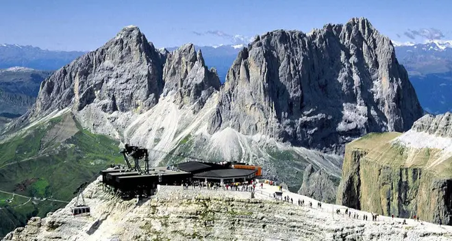 Sass Pordoi, la funivia compie 50 anni