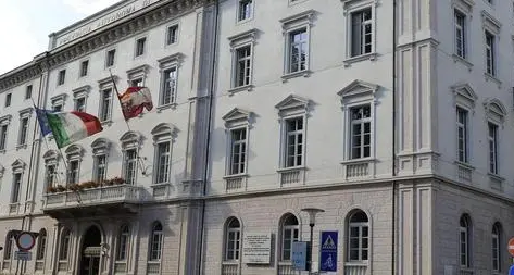 Candidati presidente è record: 10 in campo