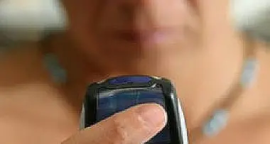 Trento: moglie gelosa tempesta il coniuge con mille sms