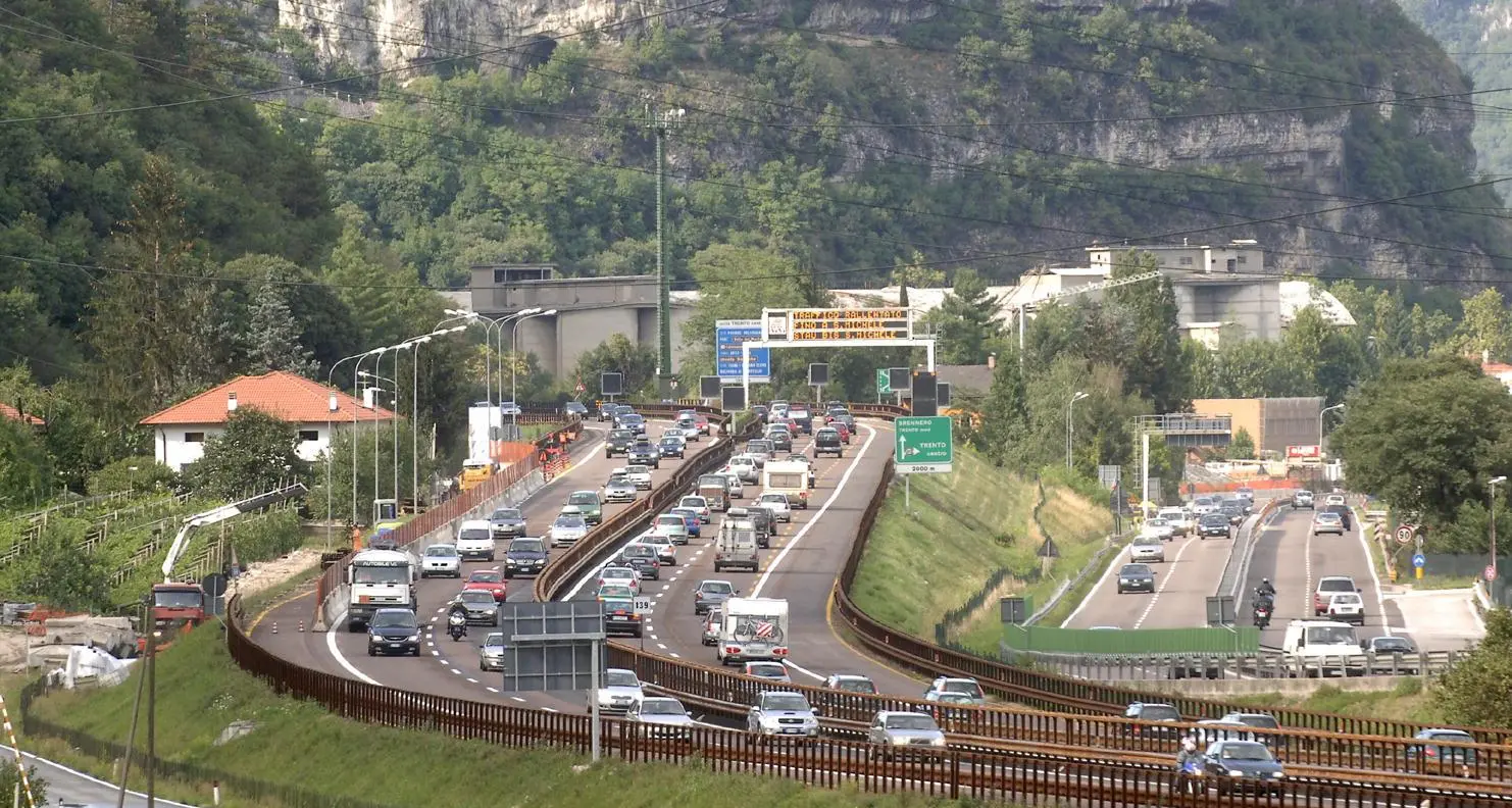 Santo Stefano, rallentamenti sull'A22