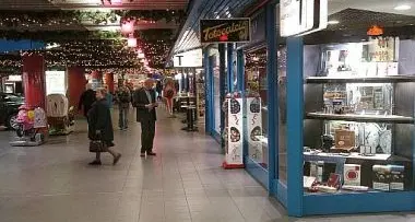 Trento: presa la banda dei centri commerciali, in carcere quattro rumeni