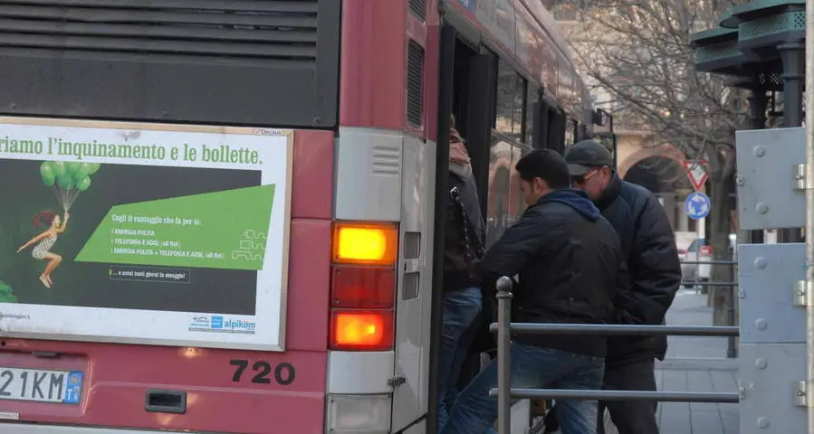 Forze dell’ordine sui bus contro la microcriminalità