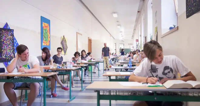 Maturità, esami per 3860 studenti. Le tracce del tema d'italiano