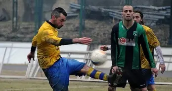 Calcio: Baù tiene a galla il Trento versione 2011