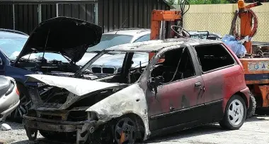 Arco, il piromane brucia un'altra auto