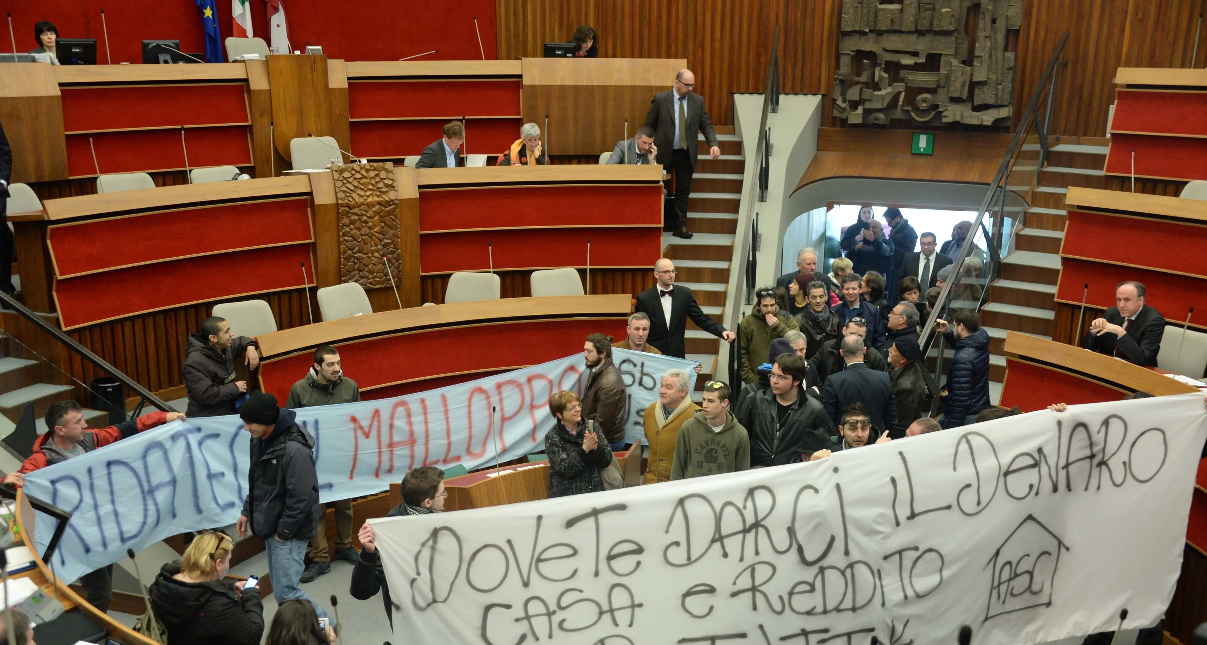 Abolizione vitalizi, il comitato del M5S ricorre a Napolitano