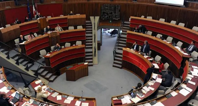 Consiglieri, lo stipendio cala del 20%