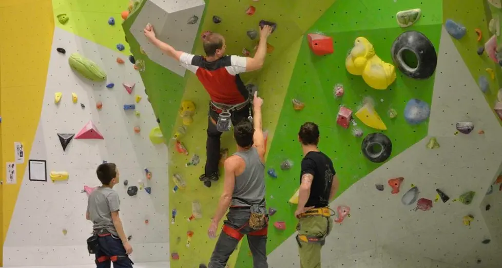 Sanbapolis, bando deserto per la palestra