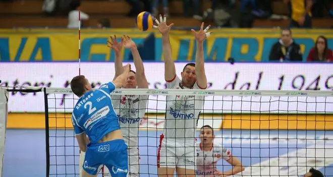 Diatec: stagione finita per Szabo, un mese per Tsetso