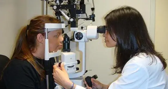 Visita oculistica, 49 giorni d’attesa