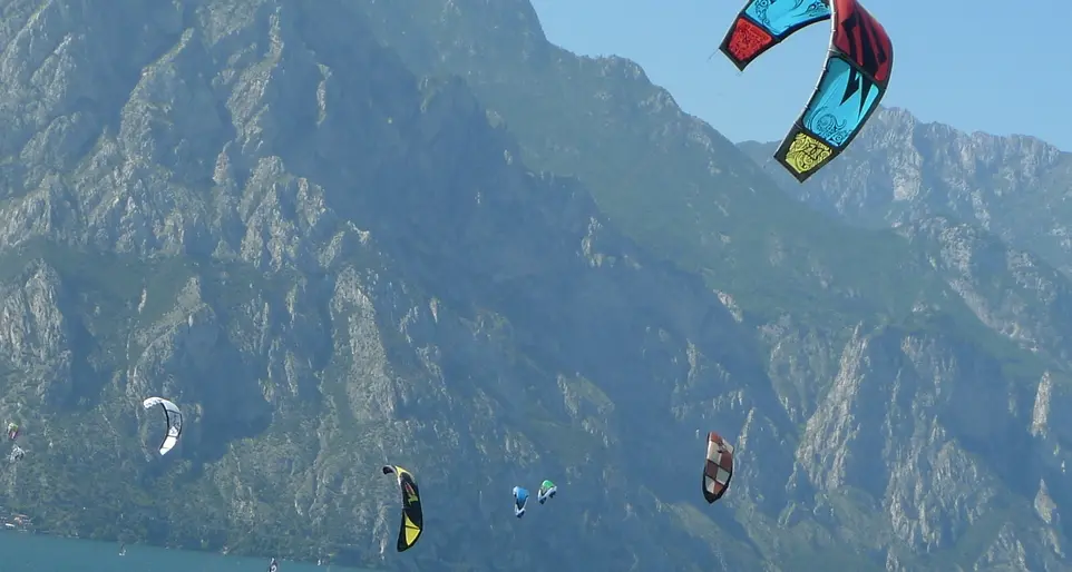 Kitesurf, adesso arrivano le multe