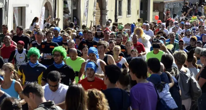 Strongmanrun, grande folla e festa a Rovereto / L'attesa (video) / La partenza (video) / FOTO (1) / (2) facce stravolte (3)