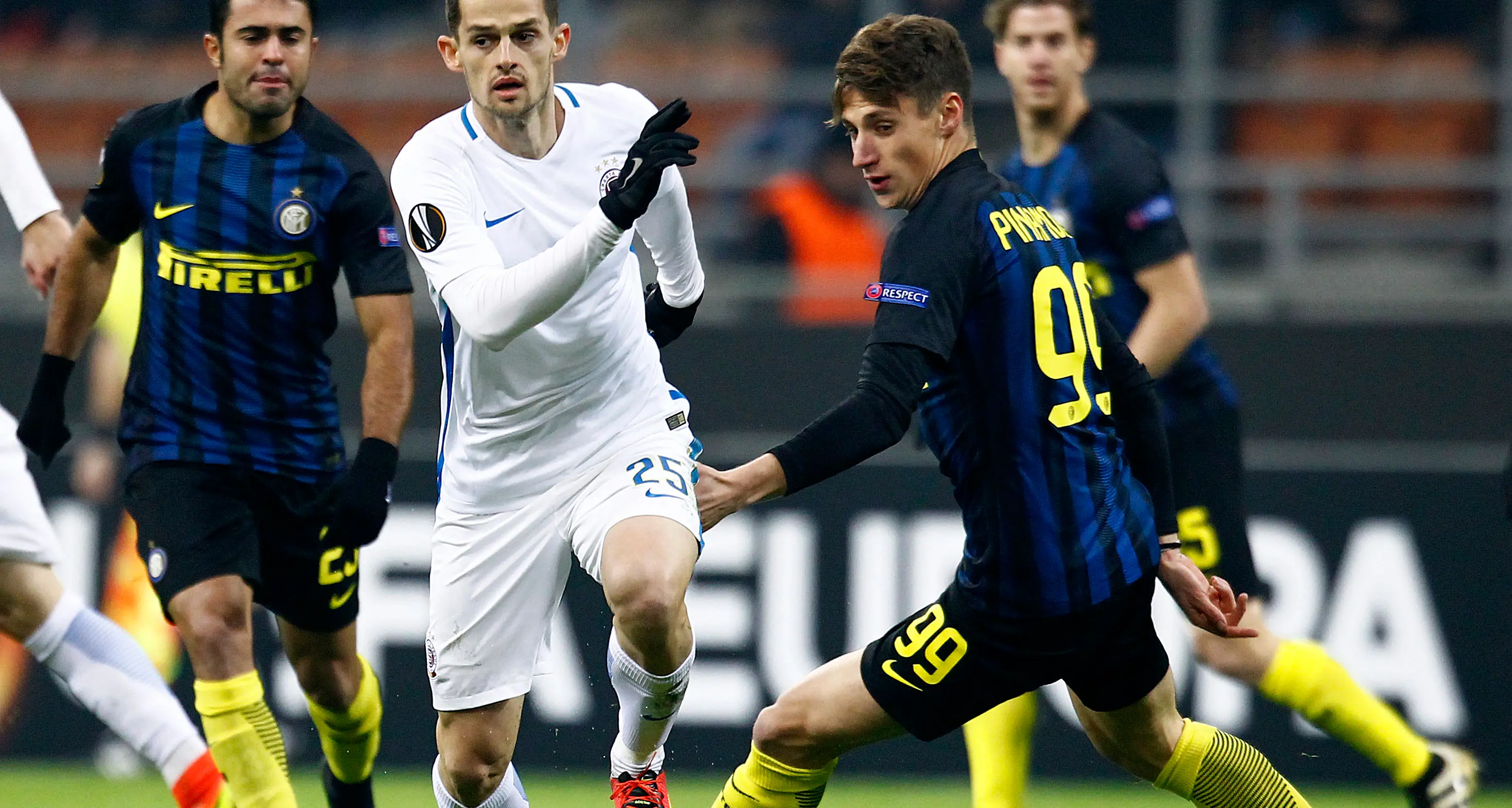 Anche Andrea Pinamonti in campo contro lo Sparta Praga