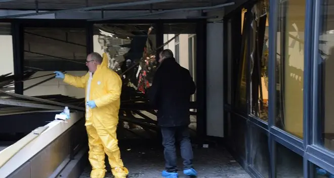 Esplosione a Trento, indagini a tutto campo