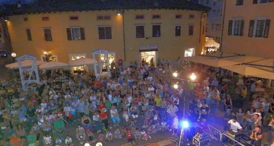 Serata tutta da ridere a Pergine