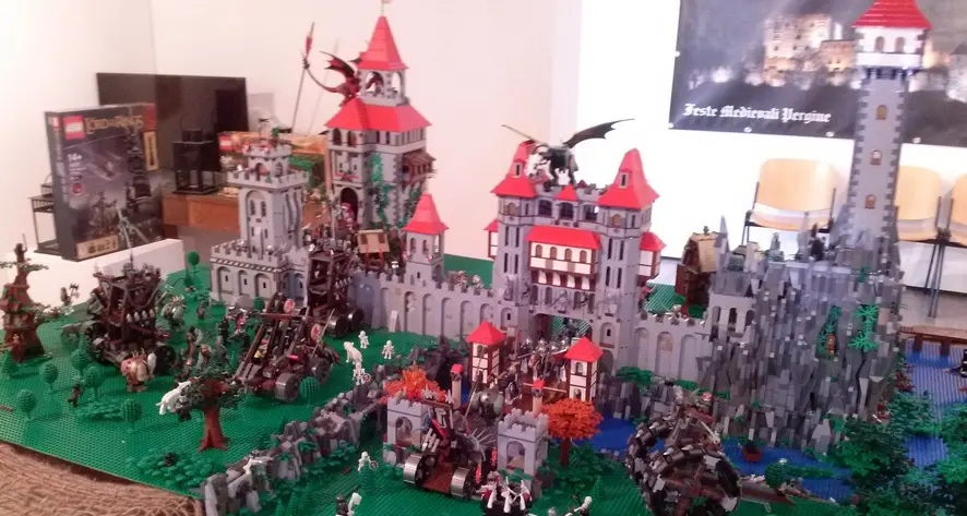Un castello di 50mila mattoncini