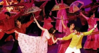 A Trento l'India vestita di musical