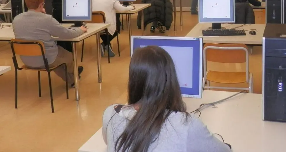 Trento, patenti «facili»: patteggiamenti pesanti