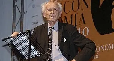 FESTIVAL ECONOMIA 2011Trento, Bauman chiude tra gli applausi: \"I confini della libertà economica si stanno restringendo\"