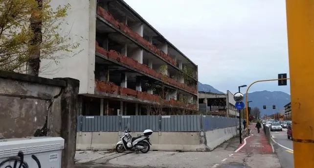 Ex Euromix, quello scheletro nella giungla d’asfalto