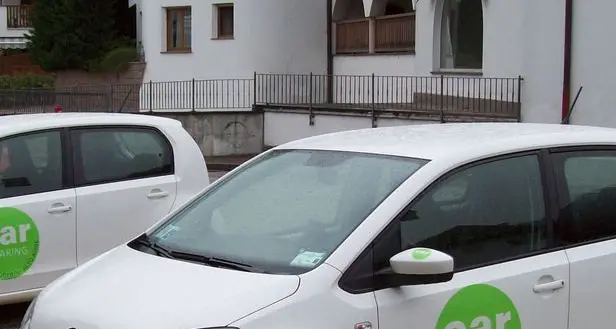 Dipendenti comunali in «missione»? Solo con il car-sharing