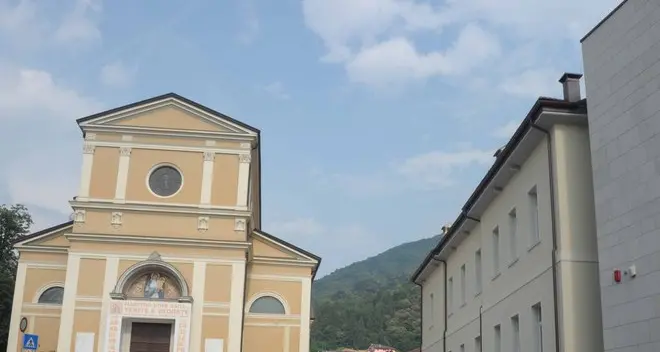 Traffico e pochi parcheggi: Povo chiede più rispetto