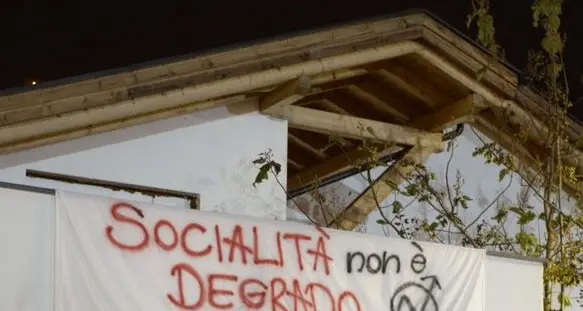 Magazzino occupato in via Brennero