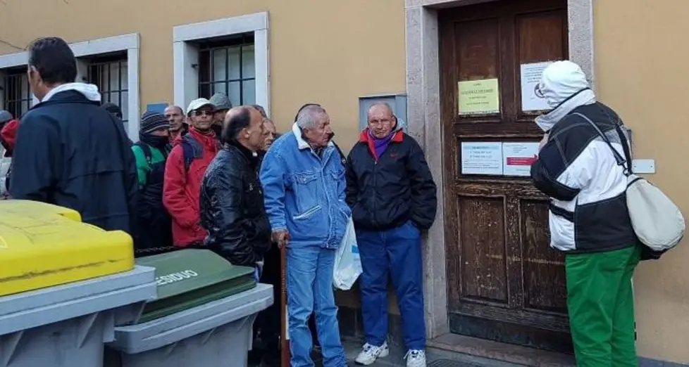 Punto d’Incontro riaperto ma con il vigilante in sala