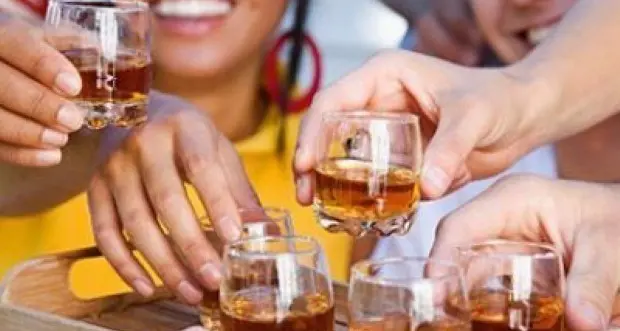Alcolismo, a rischio quasi un trentino su tre