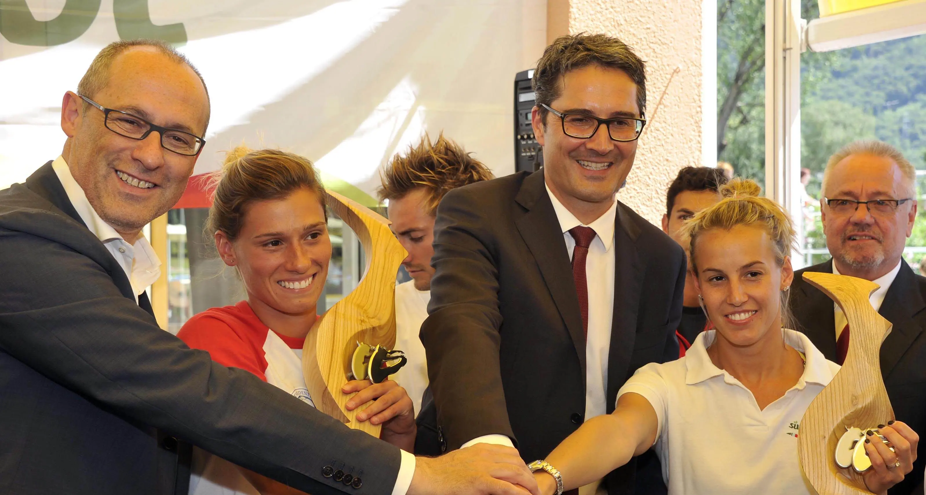 Rossi e Kompatscher premiano Cagnotto e Dallapè