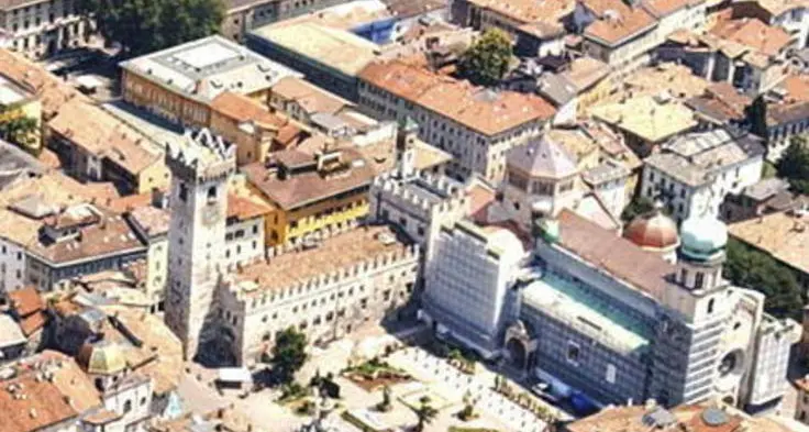 Aiuto, i fantasmi a Trento E arrivano i «ghostbuster»