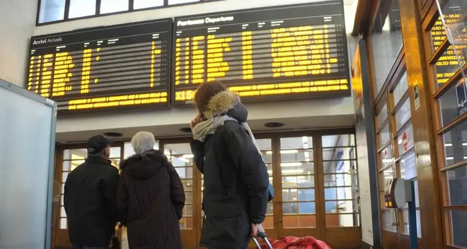 «Basta con i tagli ai treni interregionali»