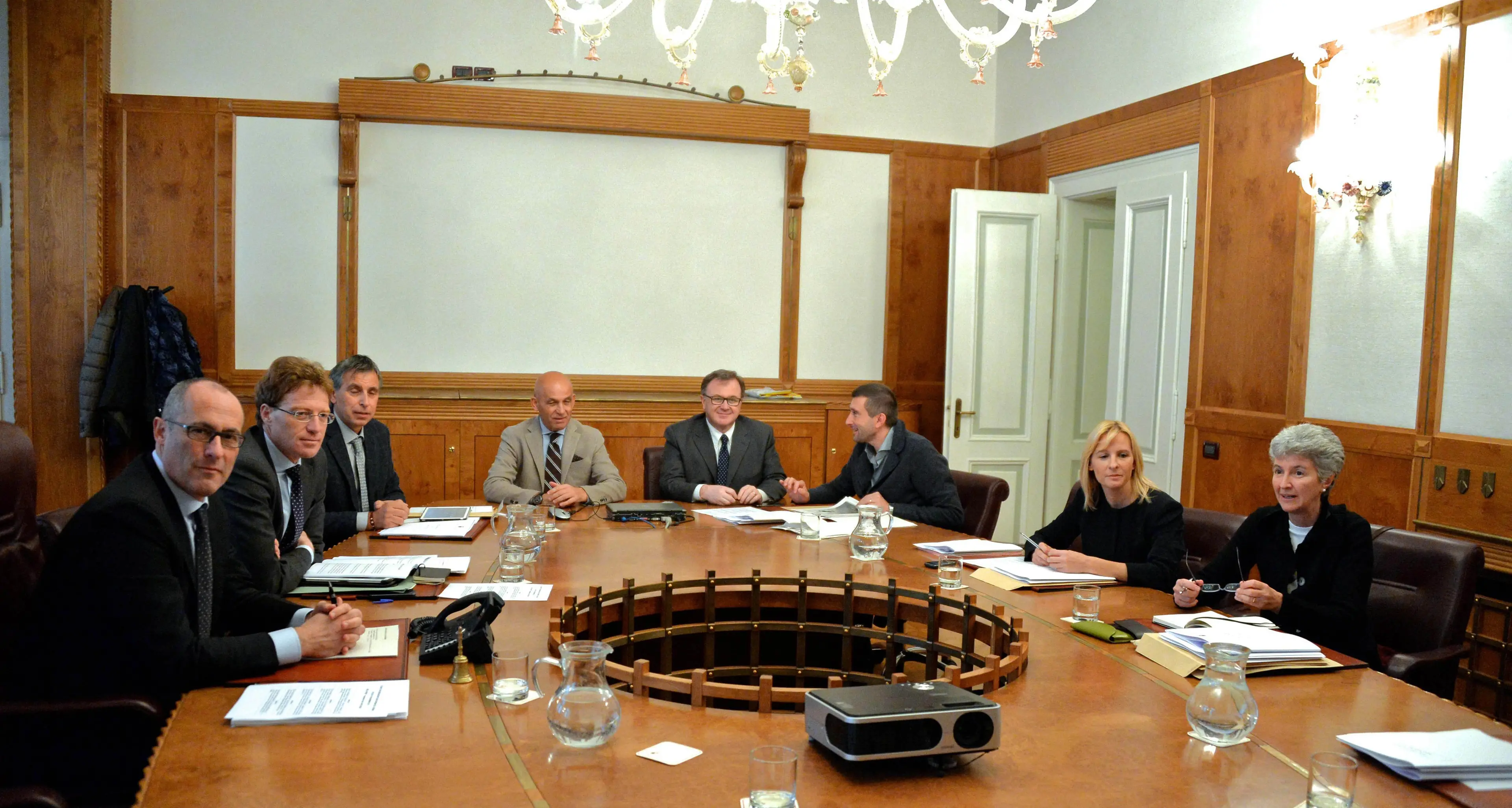 La giunta si taglia i rimborsi: 100 mila euro all'anno