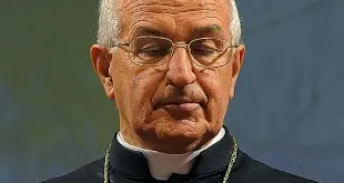 Chiesa, il vescovo di Trento apreai laici: \"Sempre più necessari\"