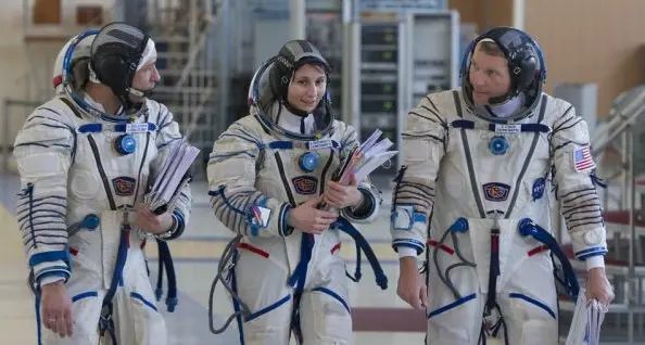 Samantha Cristoforetti si addestra per la missione spaziale di novembre
